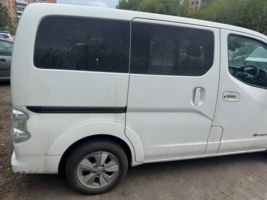 Продам Nissan e-NV 200