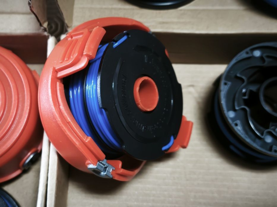 Pack 6 rolos com fio e tampa roçadeira Black&Decker