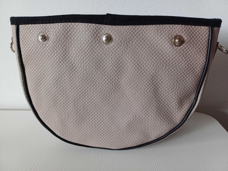 Farbotka Smart Luna Nude Klapka Breloczek Jasna Torebka