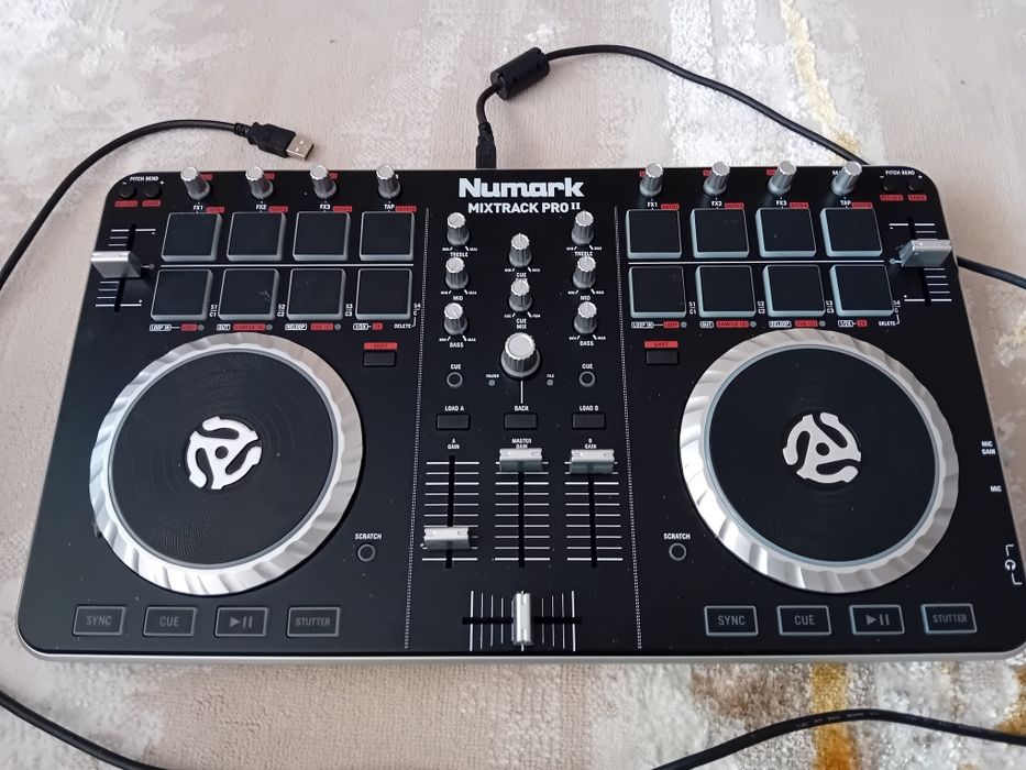 Numark Mixtrack Pro II