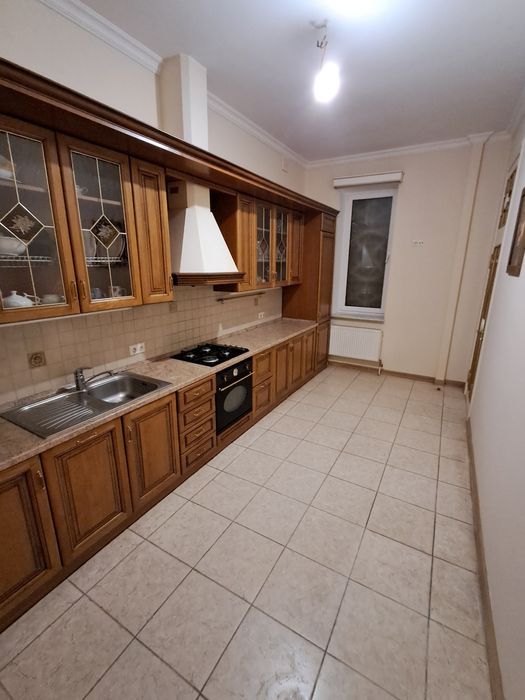 Продажа Помещение 200 м2 П.Поле