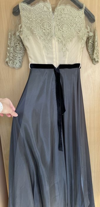 Сукня на випуск s (хs) розмір