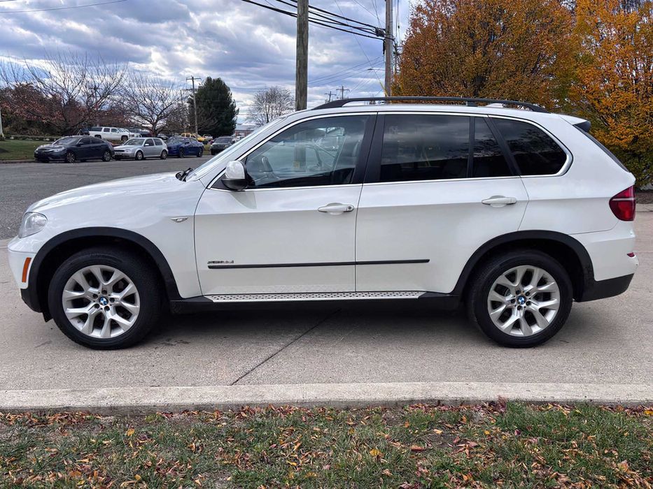 BMW X5 xDrive35i      2013