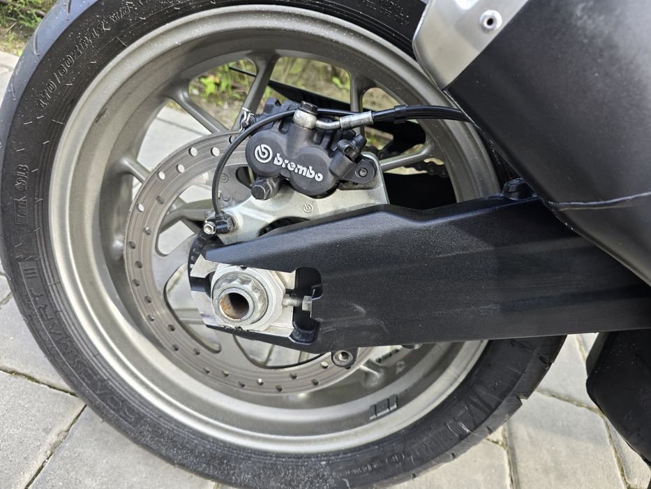 Мотоцкл Ducati multistrada 950