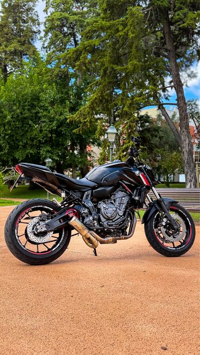 Yamaha MT-07 2022 — 55 kW — Full Black