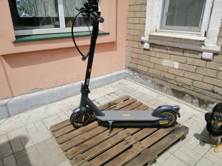 Електросамокат Segway-Ninebot MAX G30E II
Електросамокат Segway-Ninebot MAX G30E II
Електросамокат Segway-Ninebot MAX G30E II