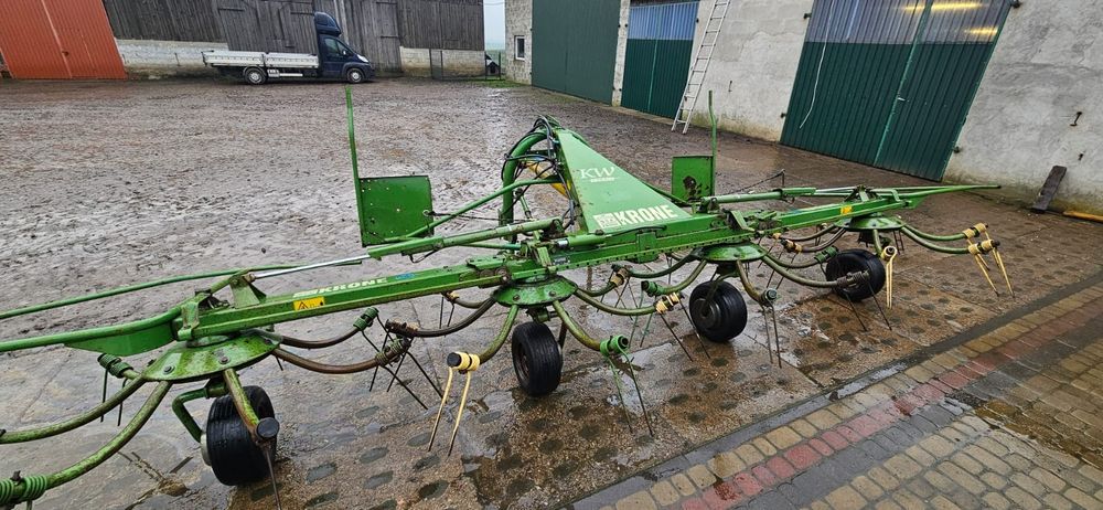 Przetrząsarka KRONE KW 5.50 4X7 (Kuhn , Pottinger)