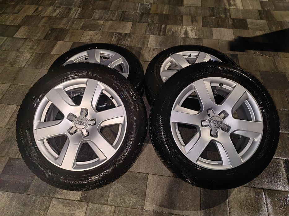 Felgi Audi z oponami zimowymi 225/55 R 17