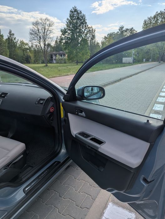 Sprzedam Volvo V50 1.8