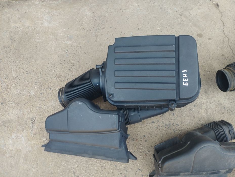 Корпус воздушного фильтра Passat B6 B7 Golf CC