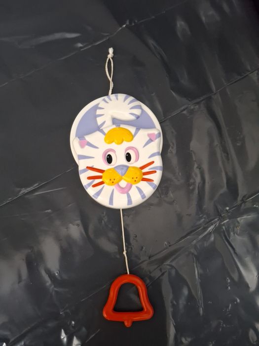 Gato musical de embalar para bebé