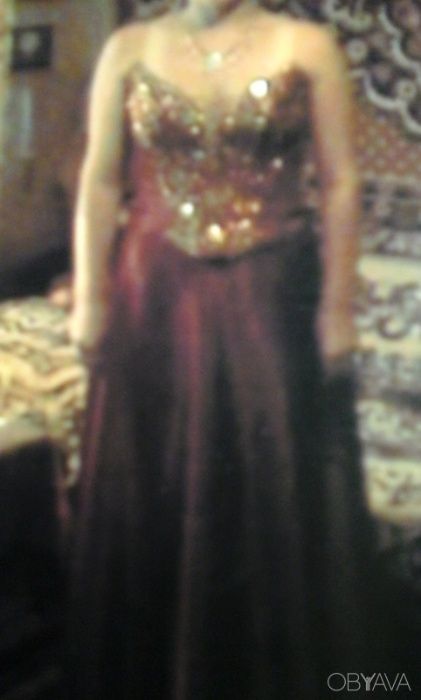 Платье на выпускной или свадьбу