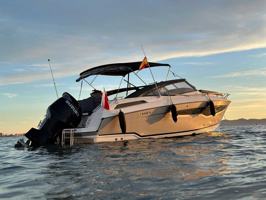Łódź motorowa Parker VOYAGER 850VR