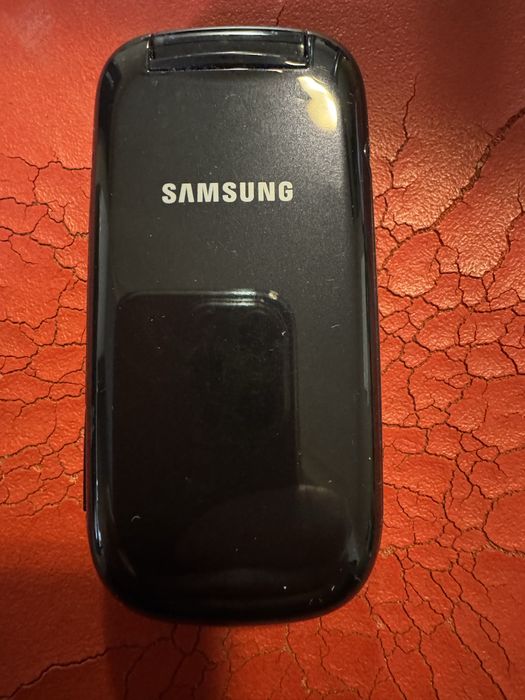 Telefon samsung GT-E1270 nowy