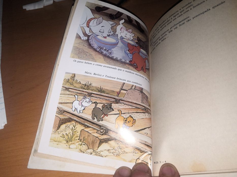 Os aristogatos_livro