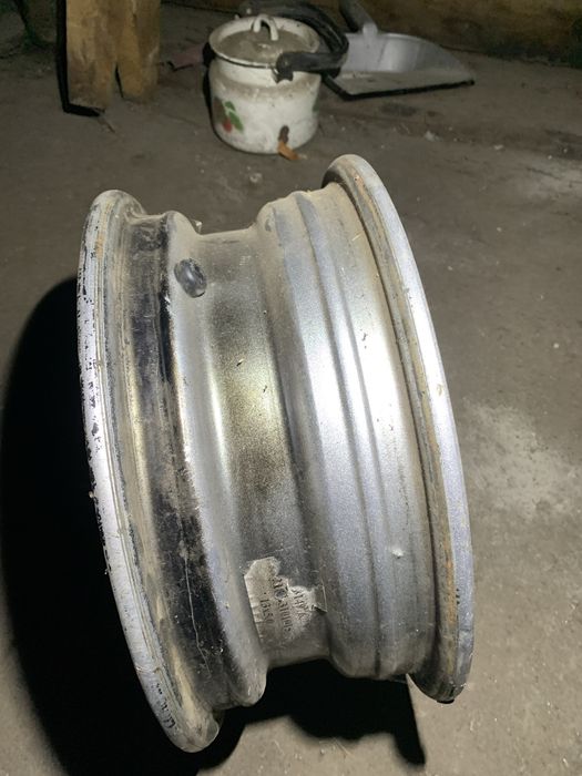 Диск  r13 на Lanos