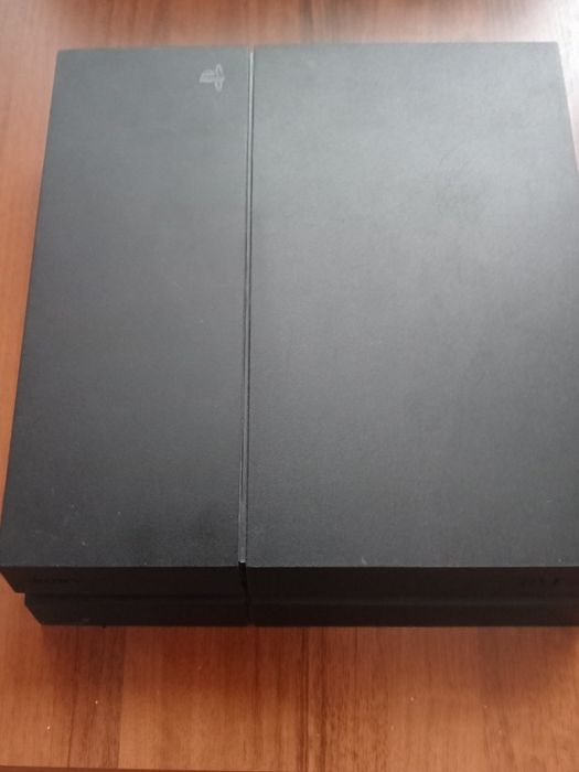Konsola PS4 świetny stan