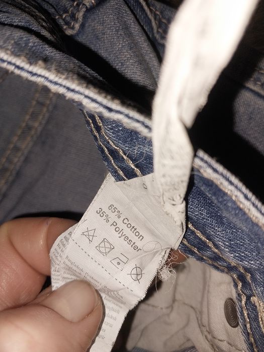 Продам чоловічі джинси у гарному стані