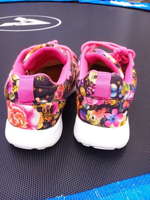 Кросівки Nike 36 розміру