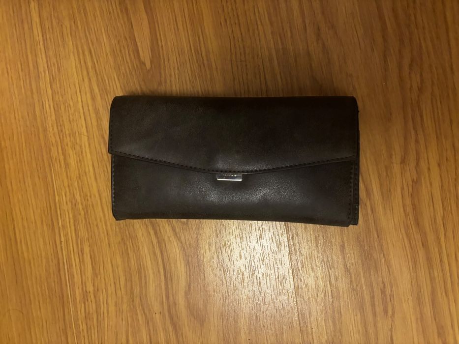 Vendo carteiras Parfois  usadas a 5 euros