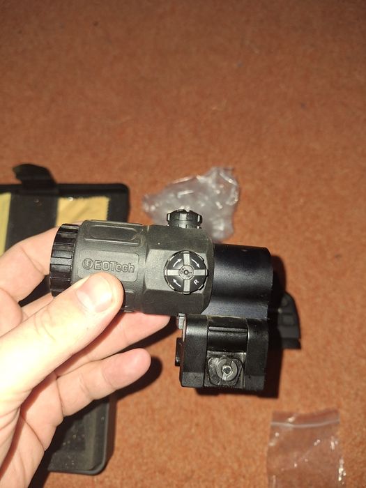 Коллиматор и магнифер EOTech