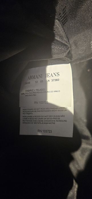 Czarna torebka lakierowana Armani