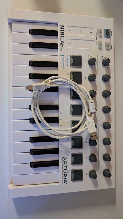 Arturia MiniLab MkII Controlador MIDI