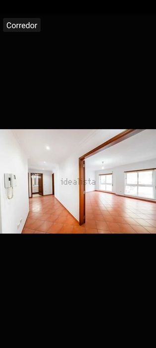 Apartamento T3 com terraço