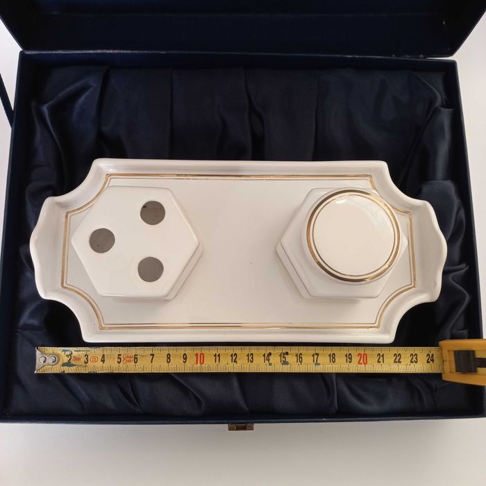 Cinzeiro + tinteiro em porcelana