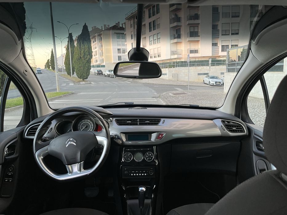 Citroen C3 Exclusive 1.6 e-VTi 120cv - cx automática ou sequencial