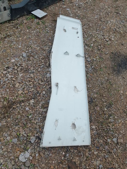 Spoiler boczny Renault gama t