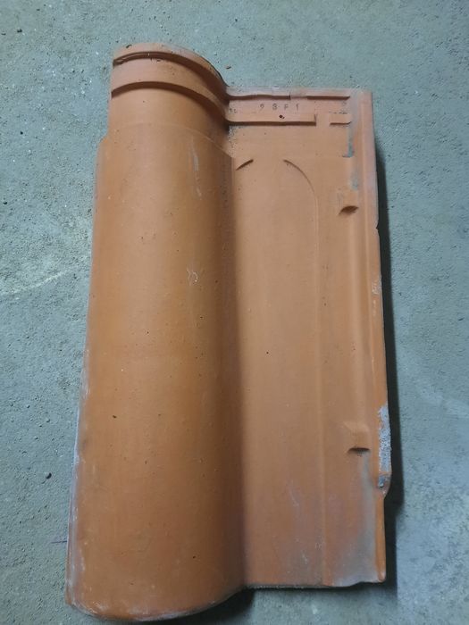 Telhas marca luso telha Águeda esquerda