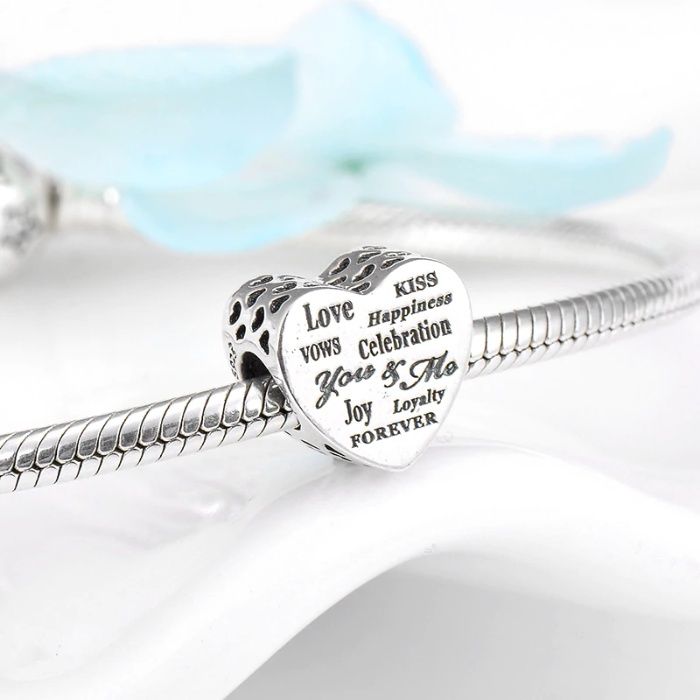 Charms Kiss Forever serce napisy do bransoletki Pandora S925