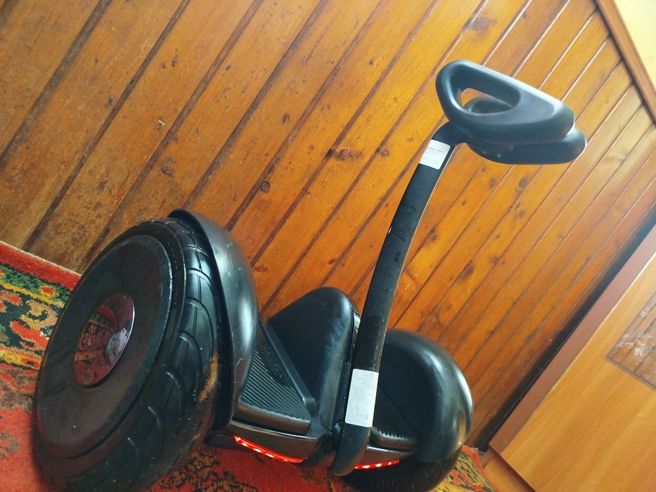 Продам  сігвей ninebot mini