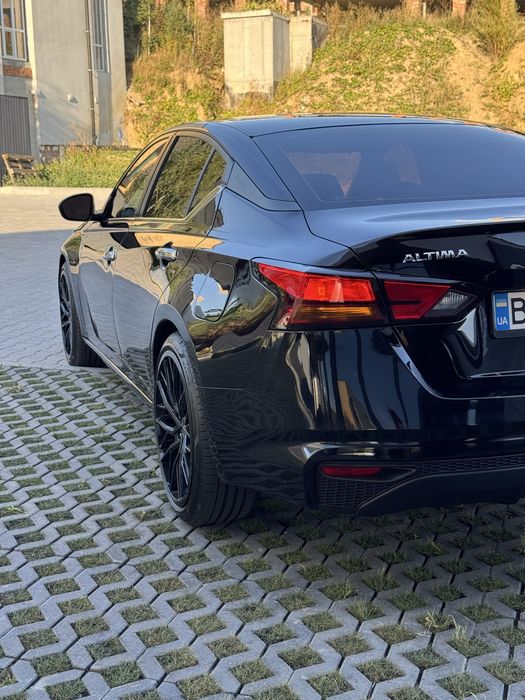 Nissan Altima 2022 рік (Можливий продаж в розстрочку)