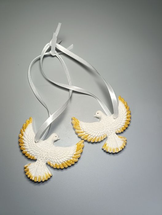 Ялинкова прикраса - пара голубів з гіпсу, гіпсові фігурки.