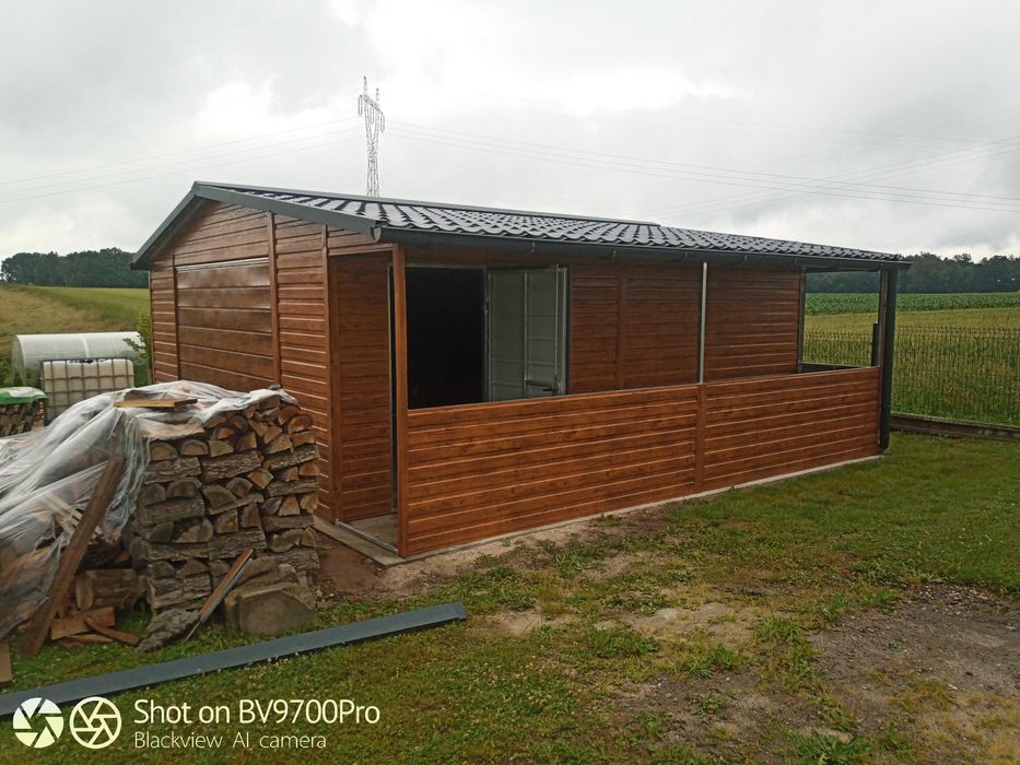 drewnopodobny garaż z zadaszeniem 5x6 6x6 profil zamknięty rynny