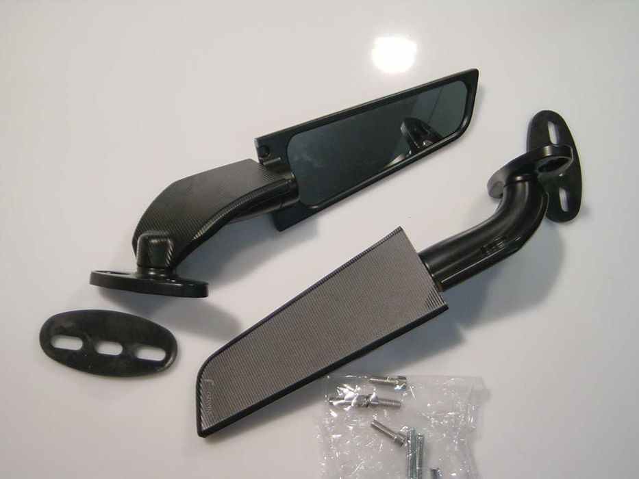 Espelhos para mota em asa aerodinâmica