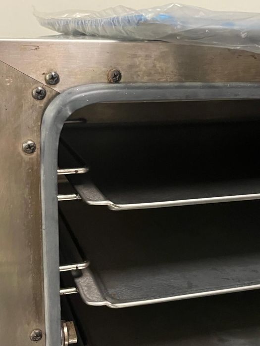 Forno pastelaria UNOX Anna com tabuleiros novos - 375€
