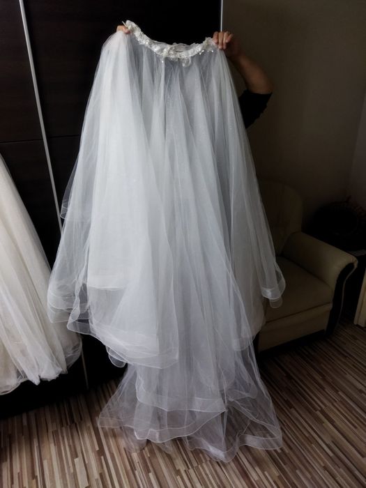 Efektowna suknia ślubna model princessa