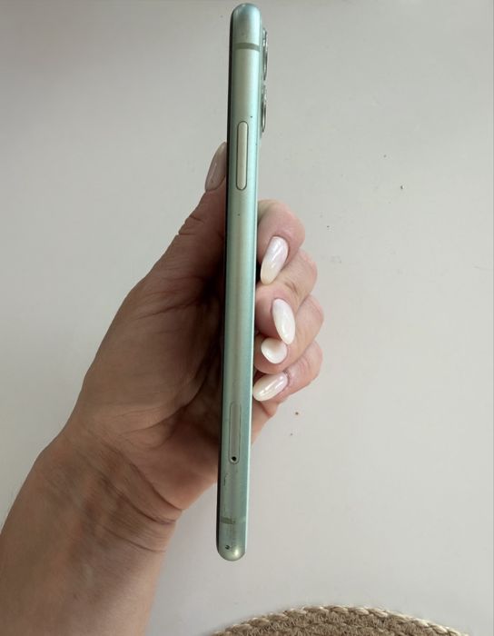 Iphone 11  128гб