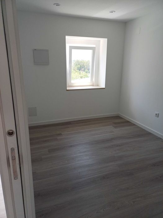 Moradia acabadinha de remodelar!