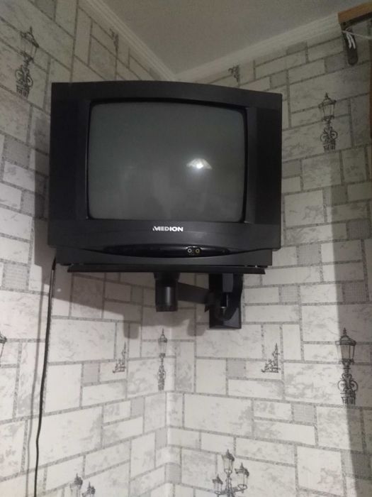 Продам телевізор MEDION