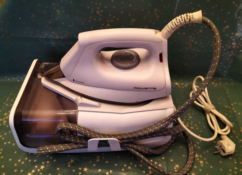 Ferro com Caldeira Rowenta DG8411