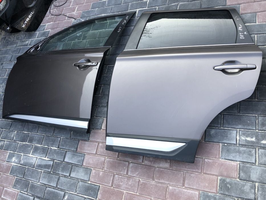 Mitsubishi Outlander 3 2013-2021 року Дверка Двері Двери Дверь передня ліва передня права задня ліва задня права, різні кольори в наявності РОЗБОРКА