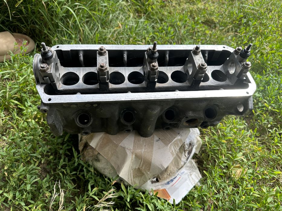 Гбц головка  1.9тд на Audi 80 , Volkswagen