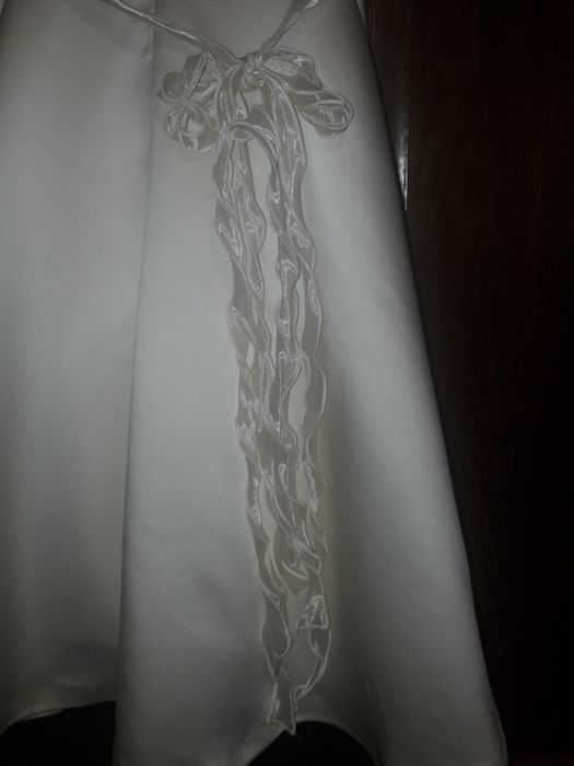 Vestido cor de pérola de cerimónia
