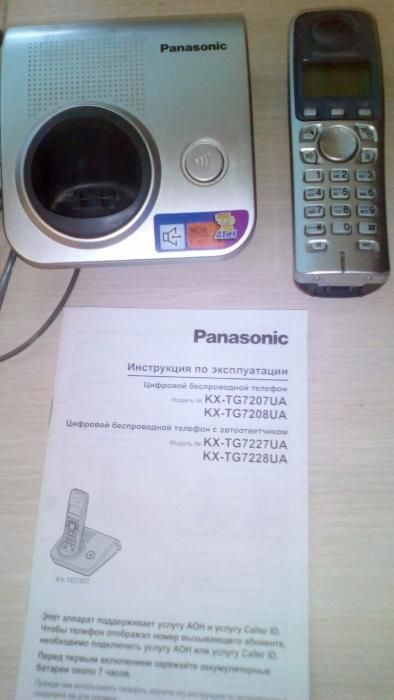 Радиотелефон Panasonic KX-TG7207UA