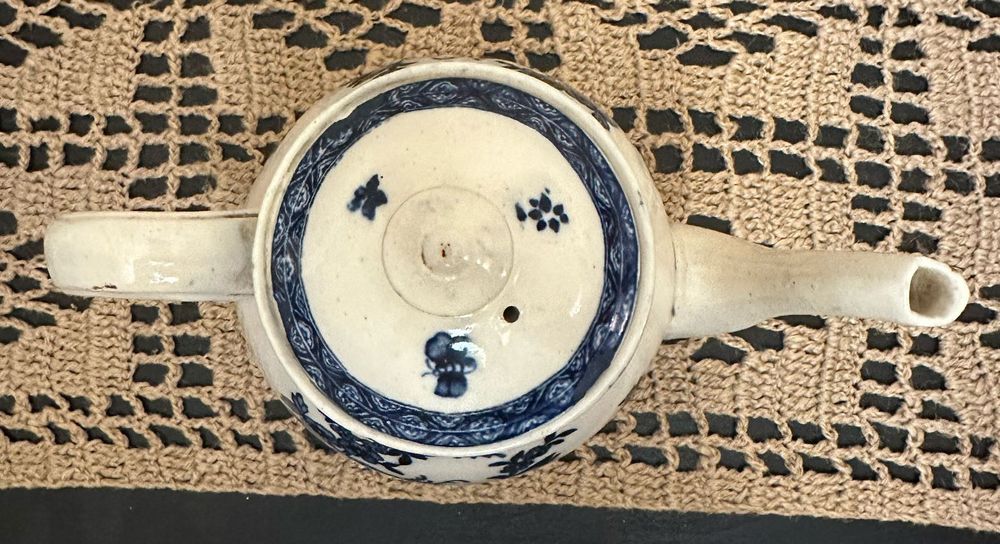 Bule em faiança Massarelos