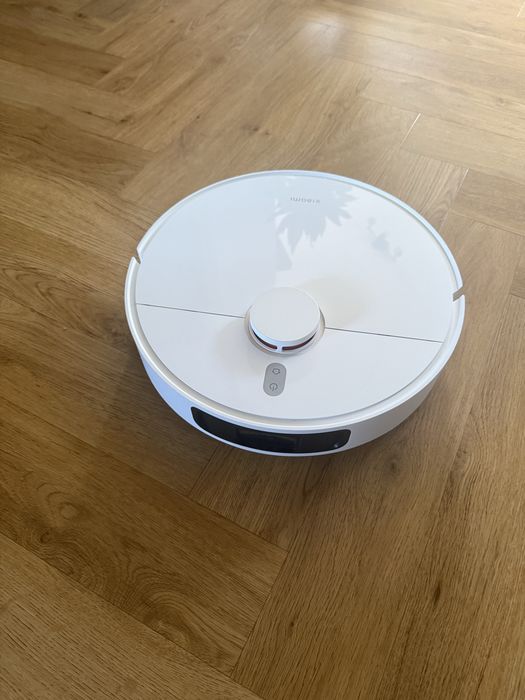 Robot sprzątający xiaomi vacum 20+ wraz ze stacją ładującą